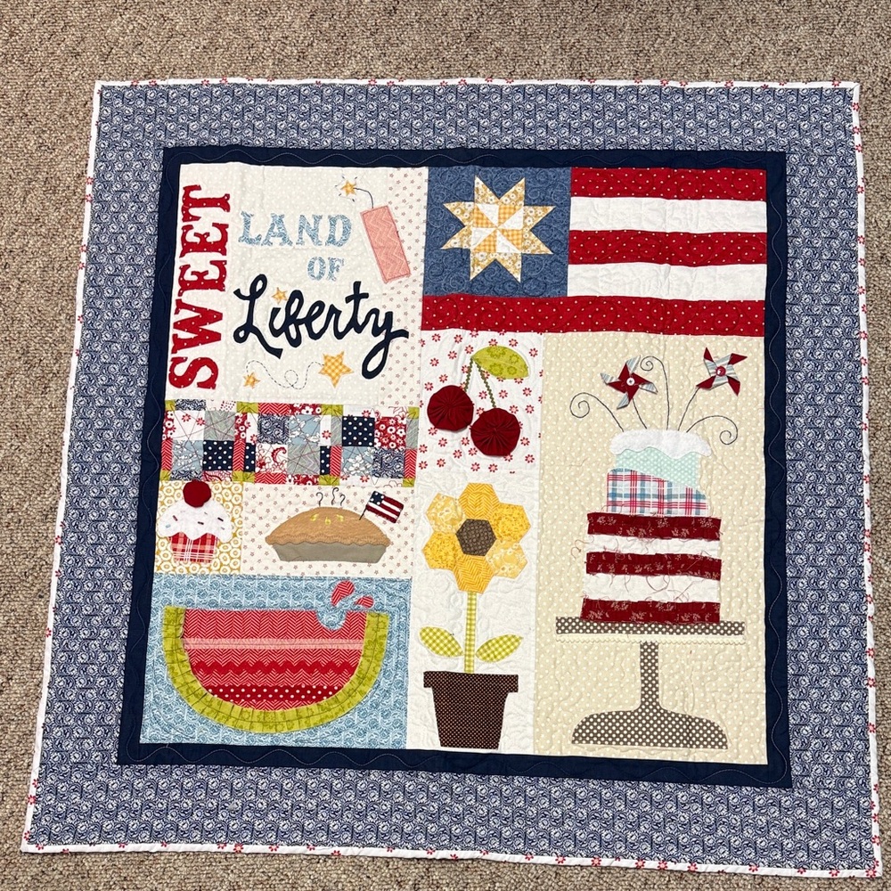 Quilted Wall Hanging 37” x 37”

Like New! America 4th & July themed.